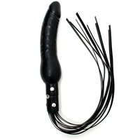 Peitsche mit Dildo