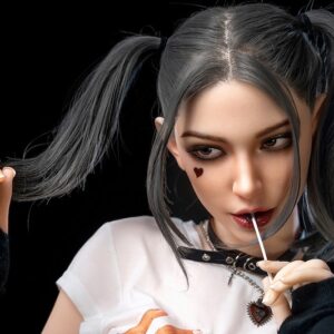 Sexpuppe Haley Q. mit beweglichem Kiefer