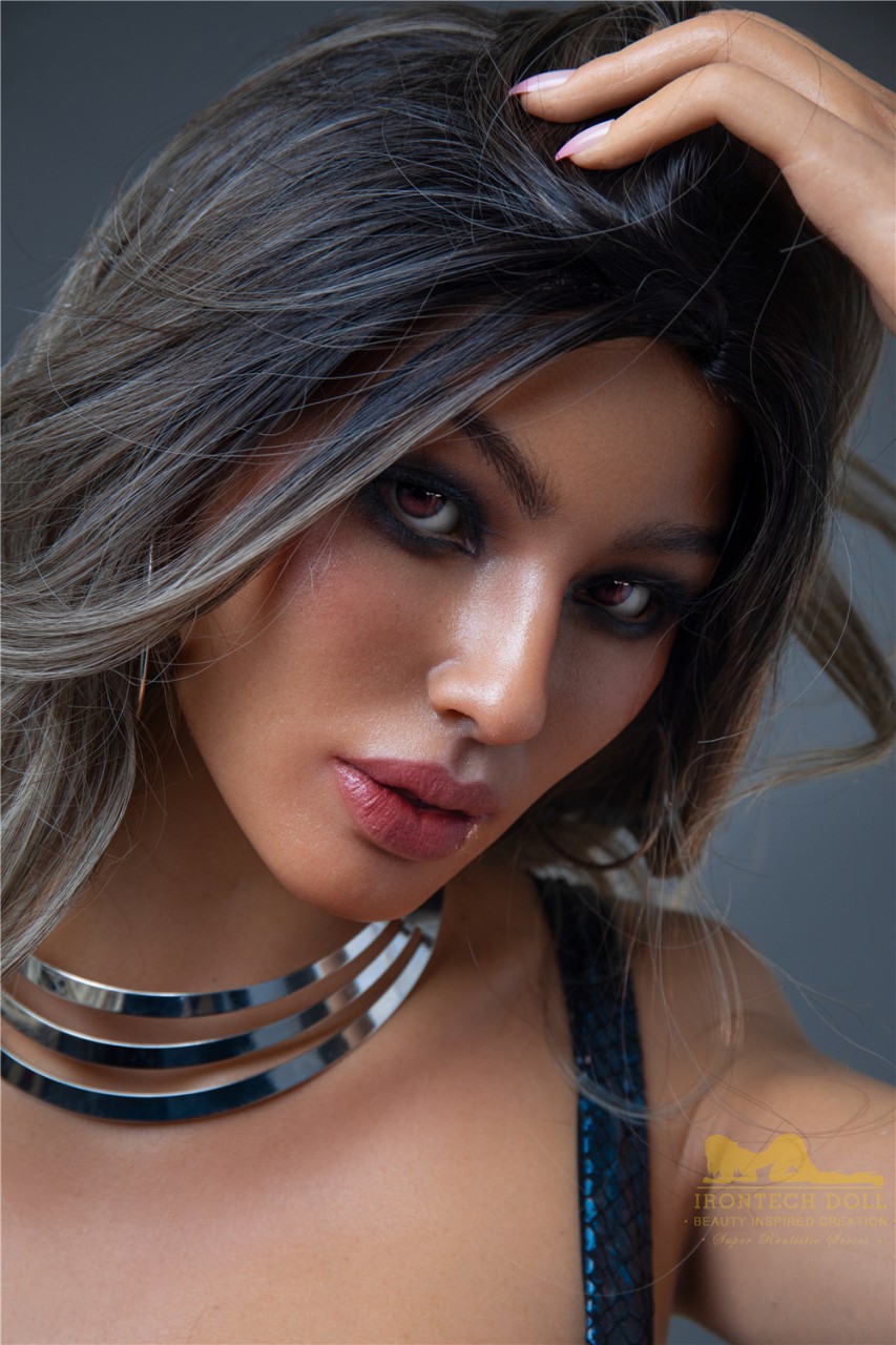 Silikon Sexpuppe Eléonore 1 Silikon Sexpuppe Eléonore