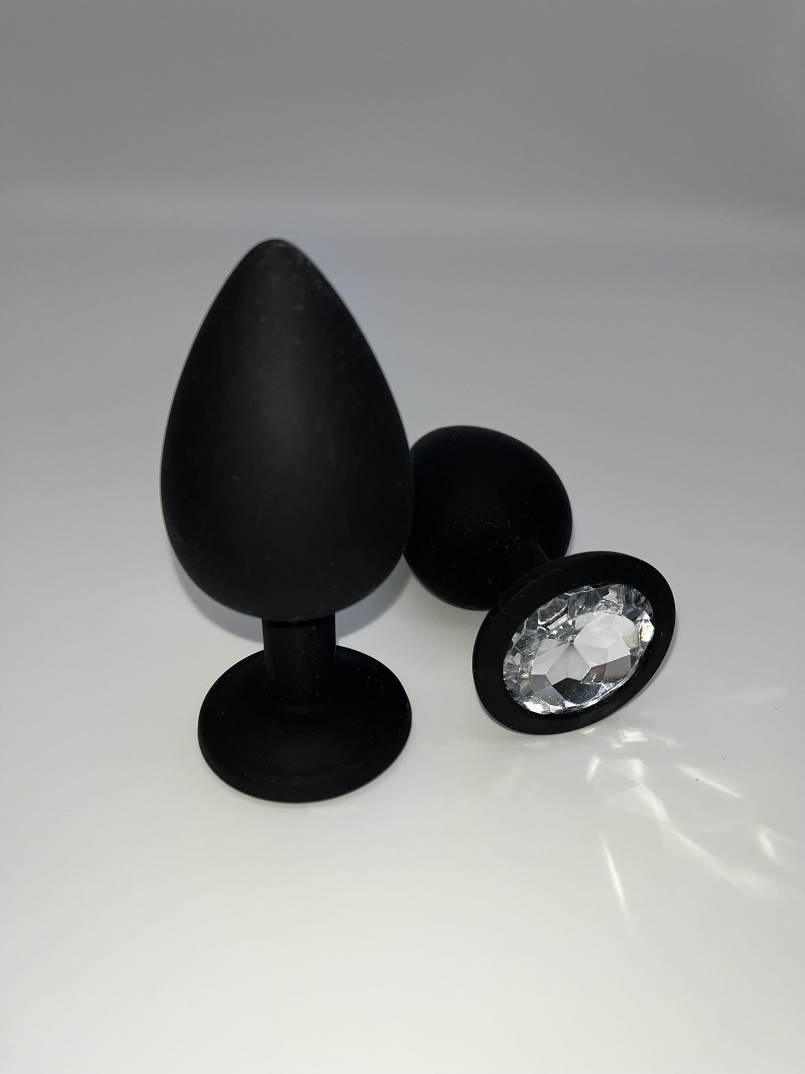 Silikon Plug black X-large mit klarem Kunststein 1 Silikon Plug black X-large mit klarem Kunststein